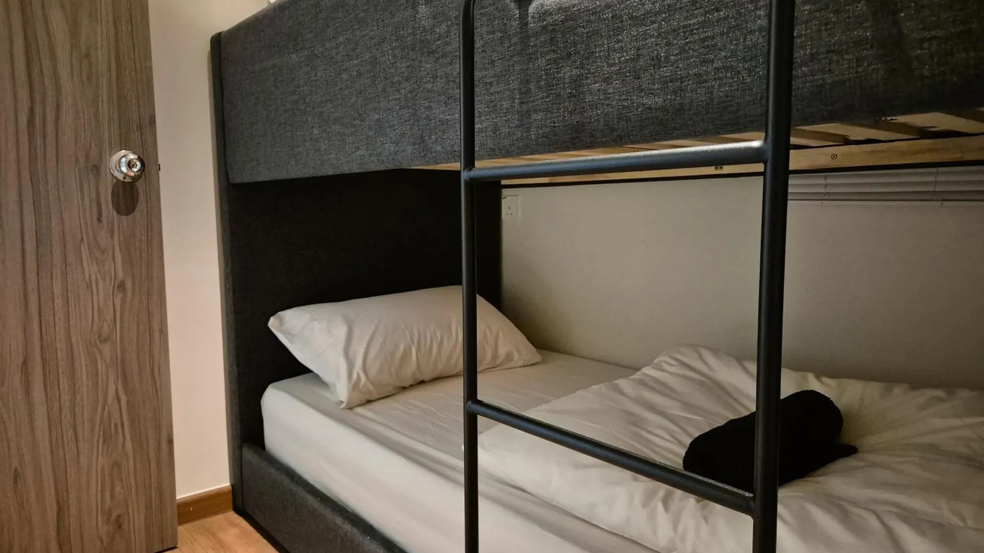 Origins Retreat - 4 Beds 4 Pax - 15 Mins To Ciq Apartment Johor Bahru Malaysia