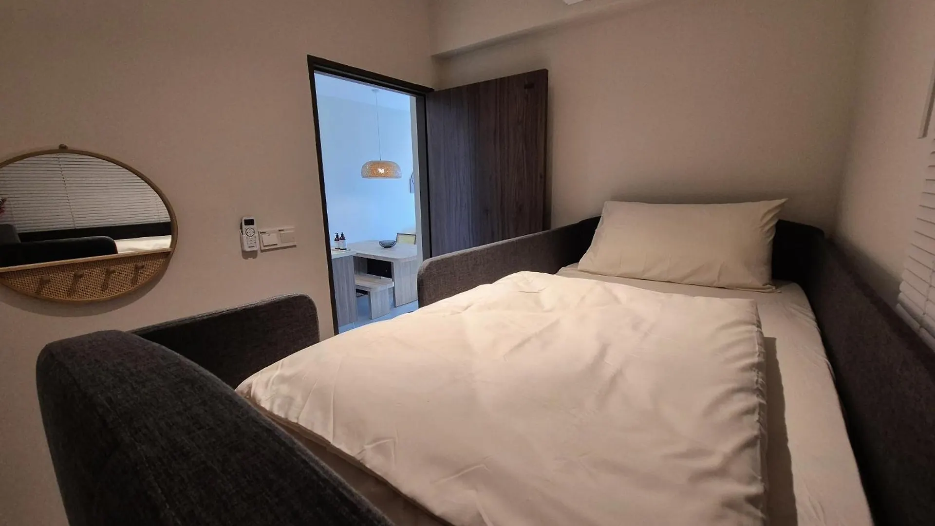 Origins Retreat - 4 Beds 4 Pax - 15 Mins To Ciq Apartment Johor Bahru